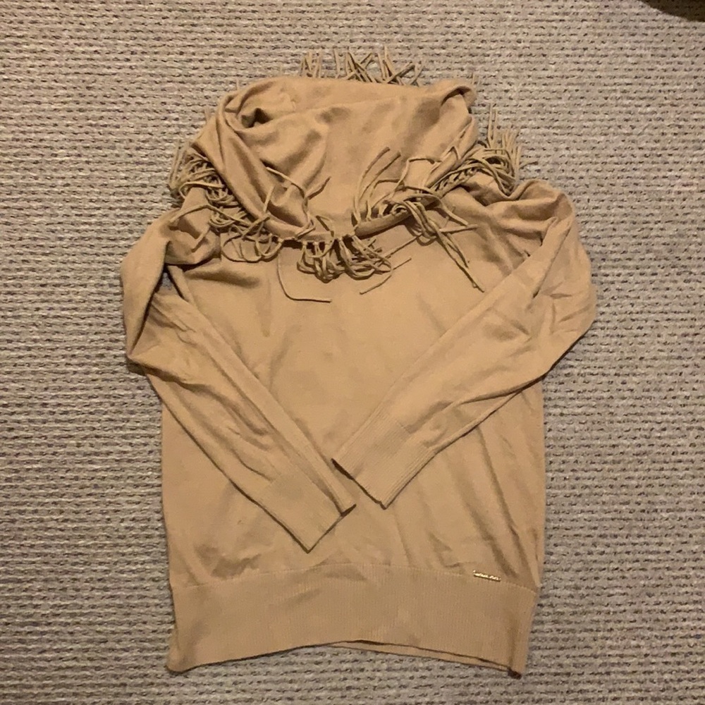 Micheal Kors sweater, size L
